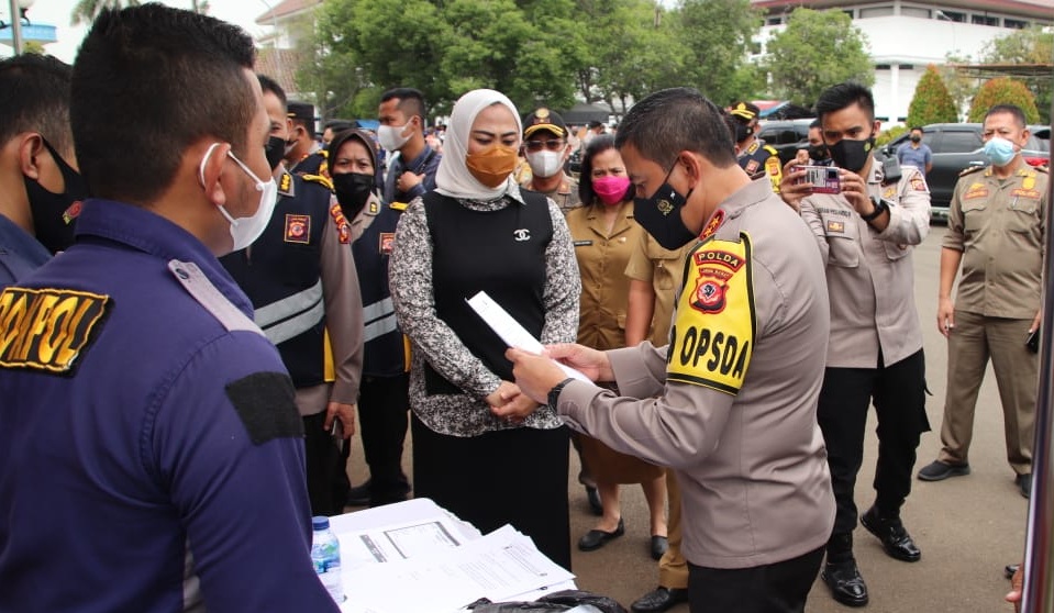 Kapolda Jabar Pastikan Vaksinasi di Kabupaten Karawang Berjalan Aman